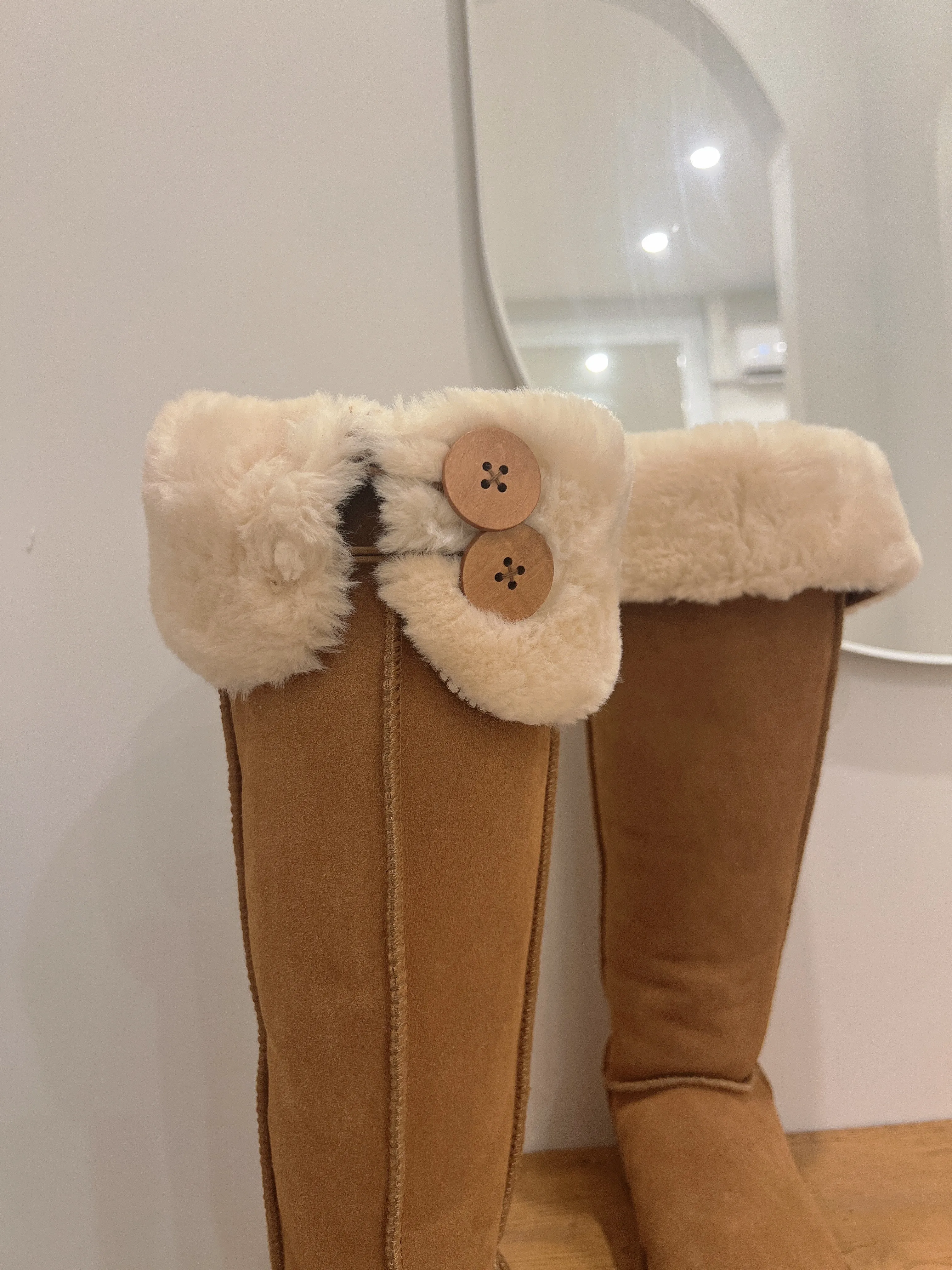 NELLA Knee high sherpa boots